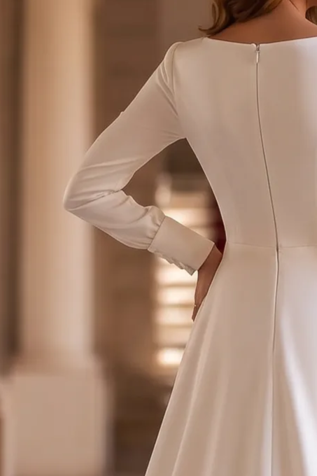 Eleganz neu definiert: Schlichtes, schlichtes Brautkleid mit langen Ärmeln – schmale A-Linie, Crêpe-Chiffon, Übergröße