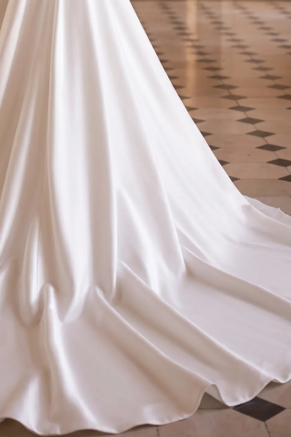 Eleganz neu definiert: Schlichtes, schlichtes Brautkleid mit langen Ärmeln – schmale A-Linie, Crêpe-Chiffon, Übergröße