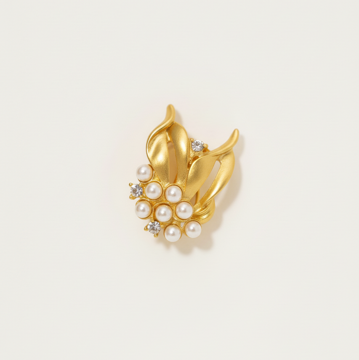 Bridgerton-Inspired Handcraft Regency Era Gold Pearl Stud Earrings Jewelry in Leaf Design