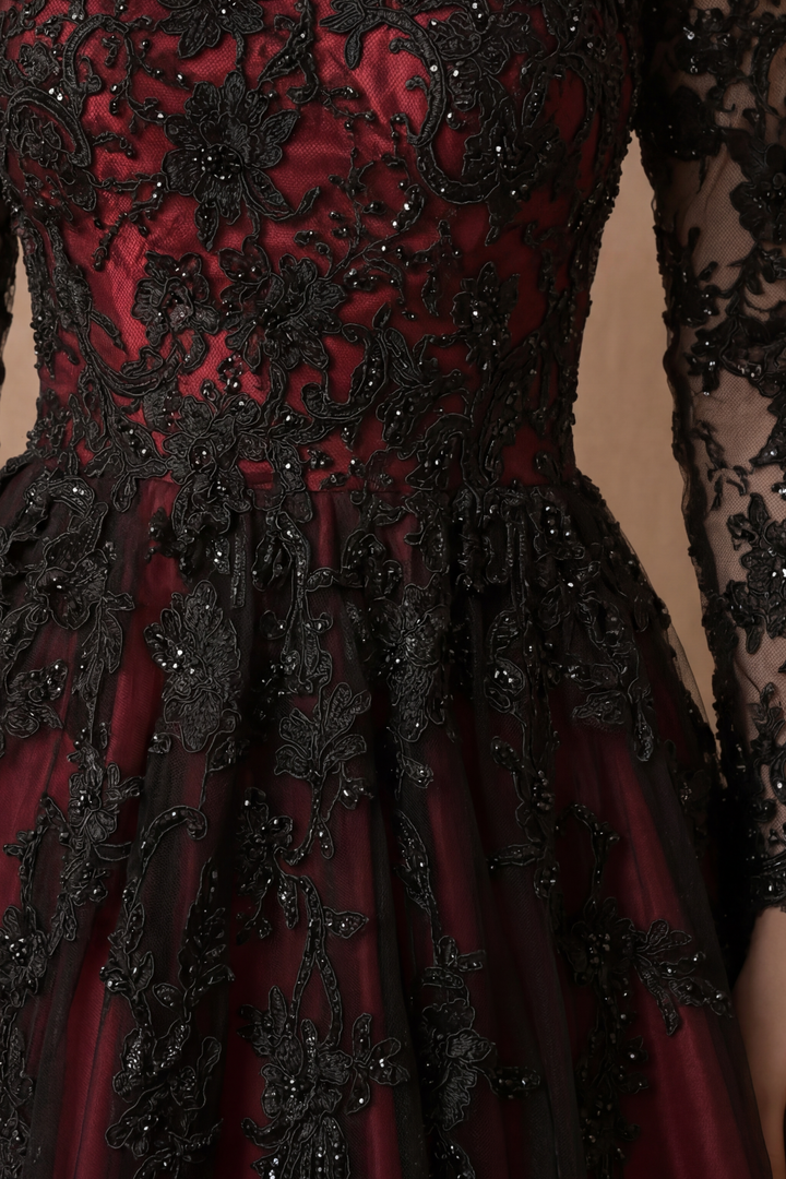 Gothic Burgundy Black Long Sleeve A-Line Wedding Dress with Floral Lace Embroidery Plus Size