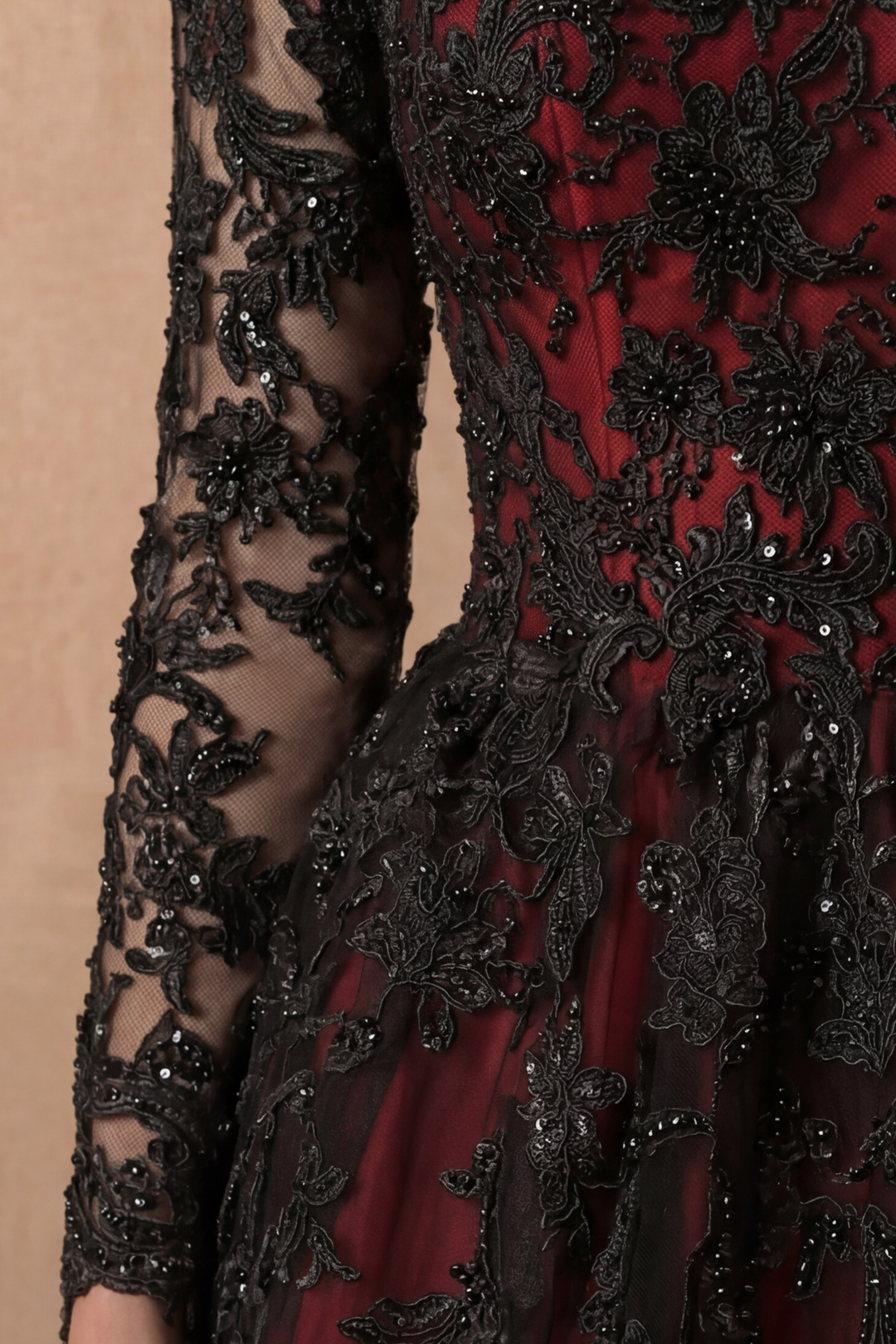 Gothic Burgundy Black Long Sleeve A-Line Wedding Dress with Floral Lace Embroidery Plus Size