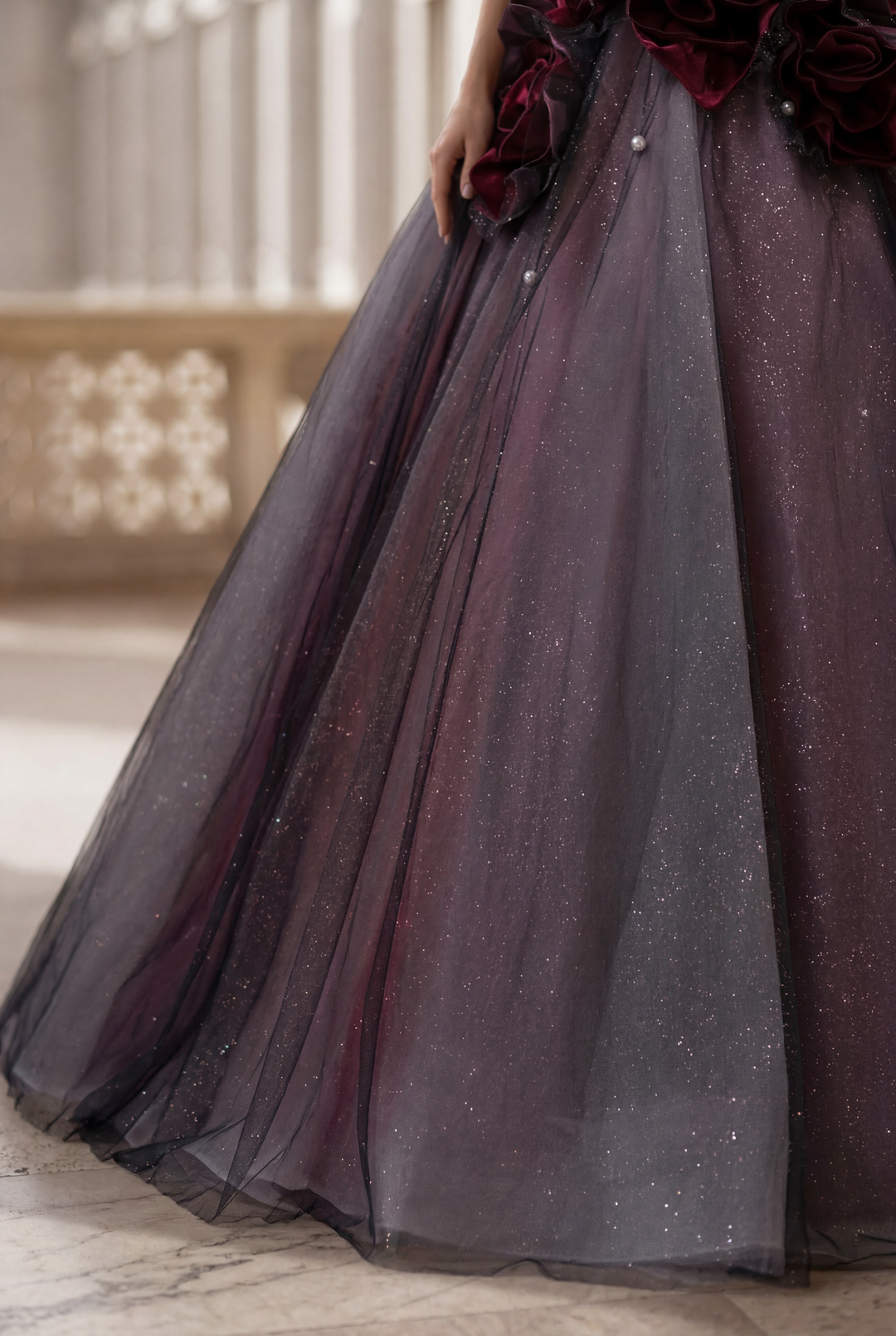 Gothic Black And Red Off Shoulder Ball Gown Wedding Dress With Rose Tulle Plus Size