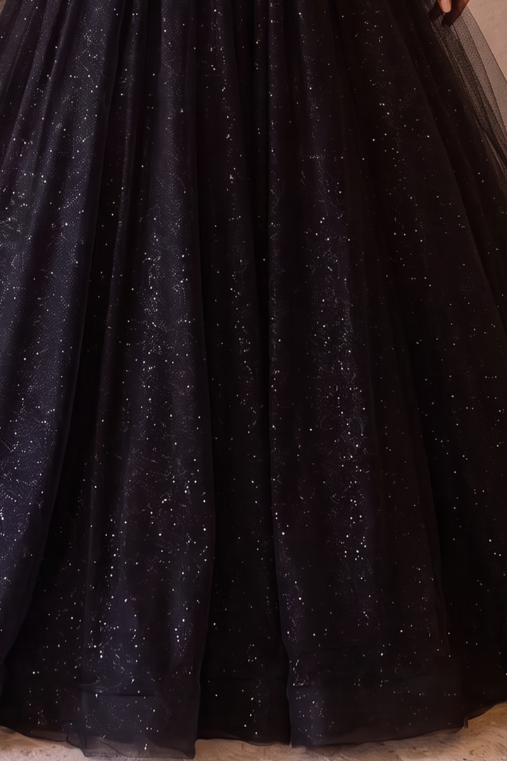 Gothic Black Dress for Wedding Party - Tulle Ball Gown with Beaded Straps and Ruffle Train Plus Size