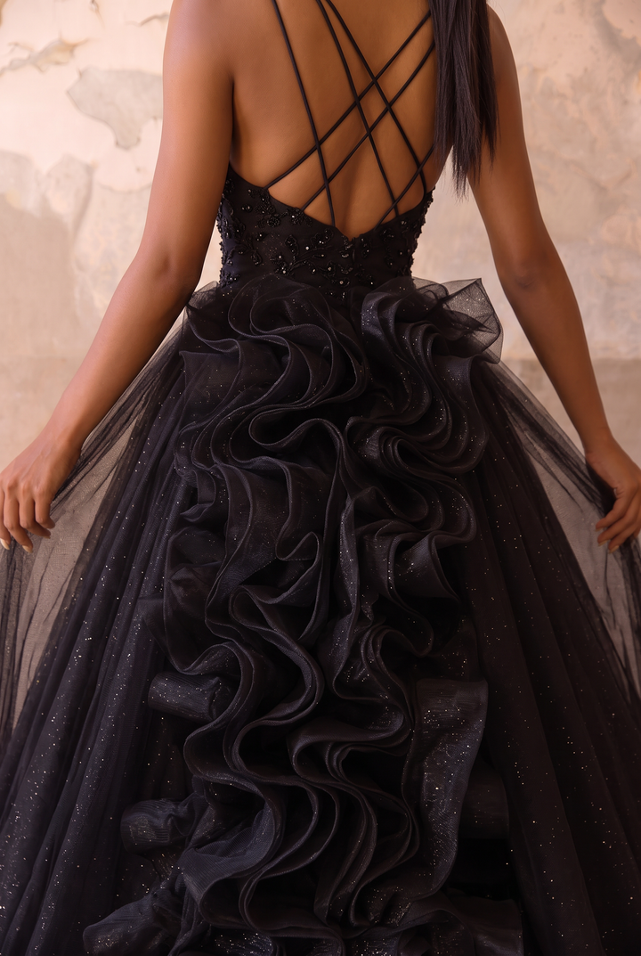 Gothic Black Dress for Wedding Party - Tulle Ball Gown with Beaded Straps and Ruffle Train Plus Size