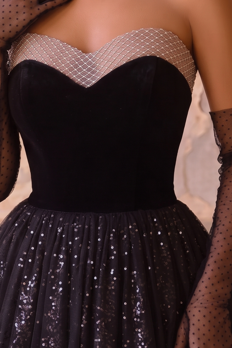 Gothic Black Sequin Tulle Wedding Dress with Velvet Bodice -Black Corset Ball Gown Plus Size