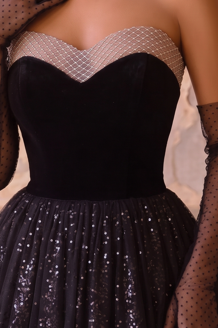 Gothic Black Sequin Tulle Wedding Dress with Velvet Bodice -Black Corset Ball Gown Plus Size