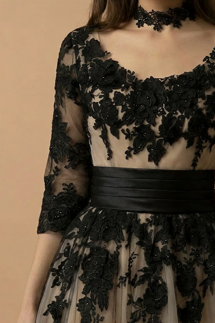 Gothic Black Short Lace Embroidered A-Line Wedding Formal Dress Plus Size