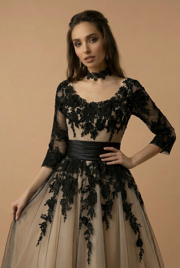 Gothic Black Short Lace Embroidered A-Line Wedding Formal Dress Plus Size