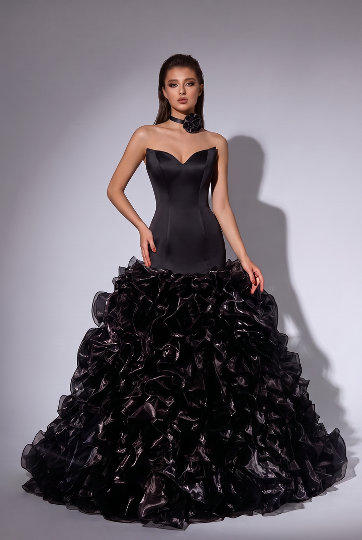 Gothic Black Wedding Dress - Ruffled Mermaid Wedding Gown with Sweetheart Neckline Plus Size