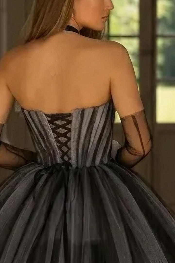 Gothic Black and Grey Wedding Dress - Layered Tulle Party Dress with Floral Embellishments Plus Size