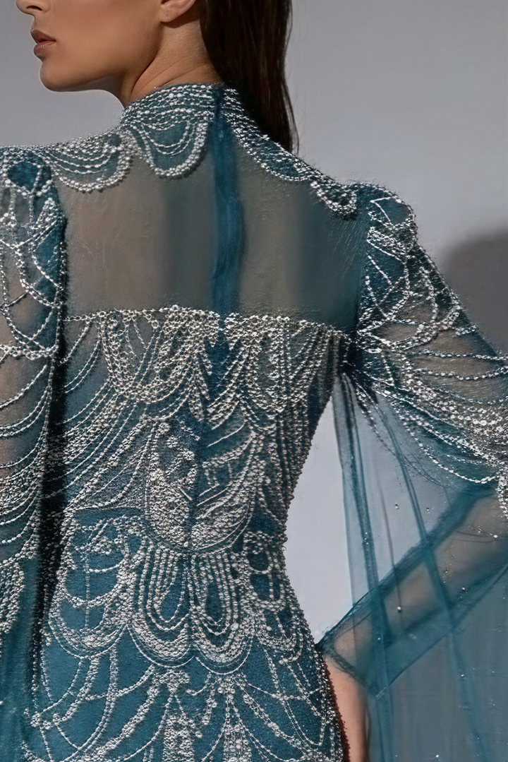 Gothic Blaues Pailletten Abendkleid mit Cape-Ärmeln - Hübsches Paillettenkleid mit Perlenbesatz in Übergröße