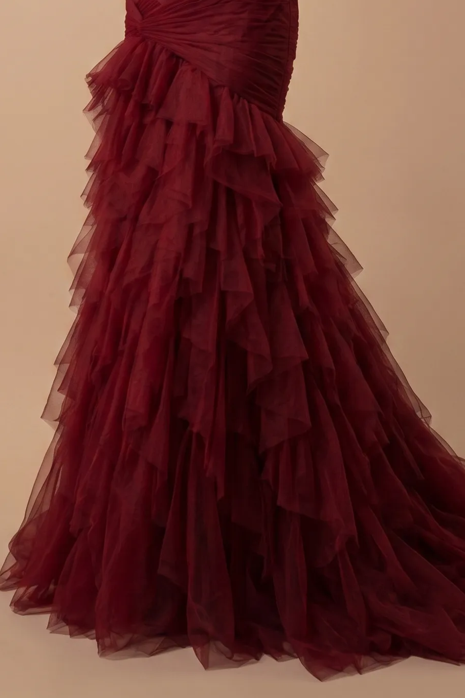 Gothic Burgundy Mermaid Wedding Dress with Ruffled Tulle - Elegant Bridal Gown Plus Size