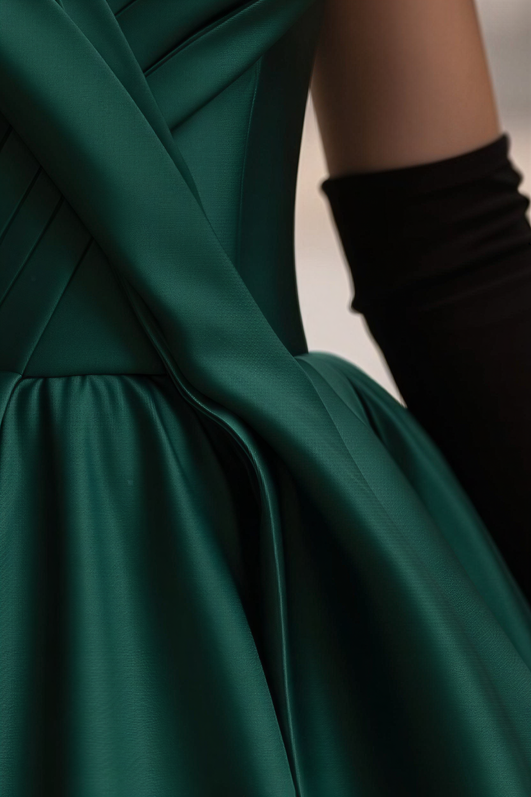 Gothic Emerald Green Off-Shoulder Ball Gown with Cinched Waist - Satin Evening Dress Plus Size
