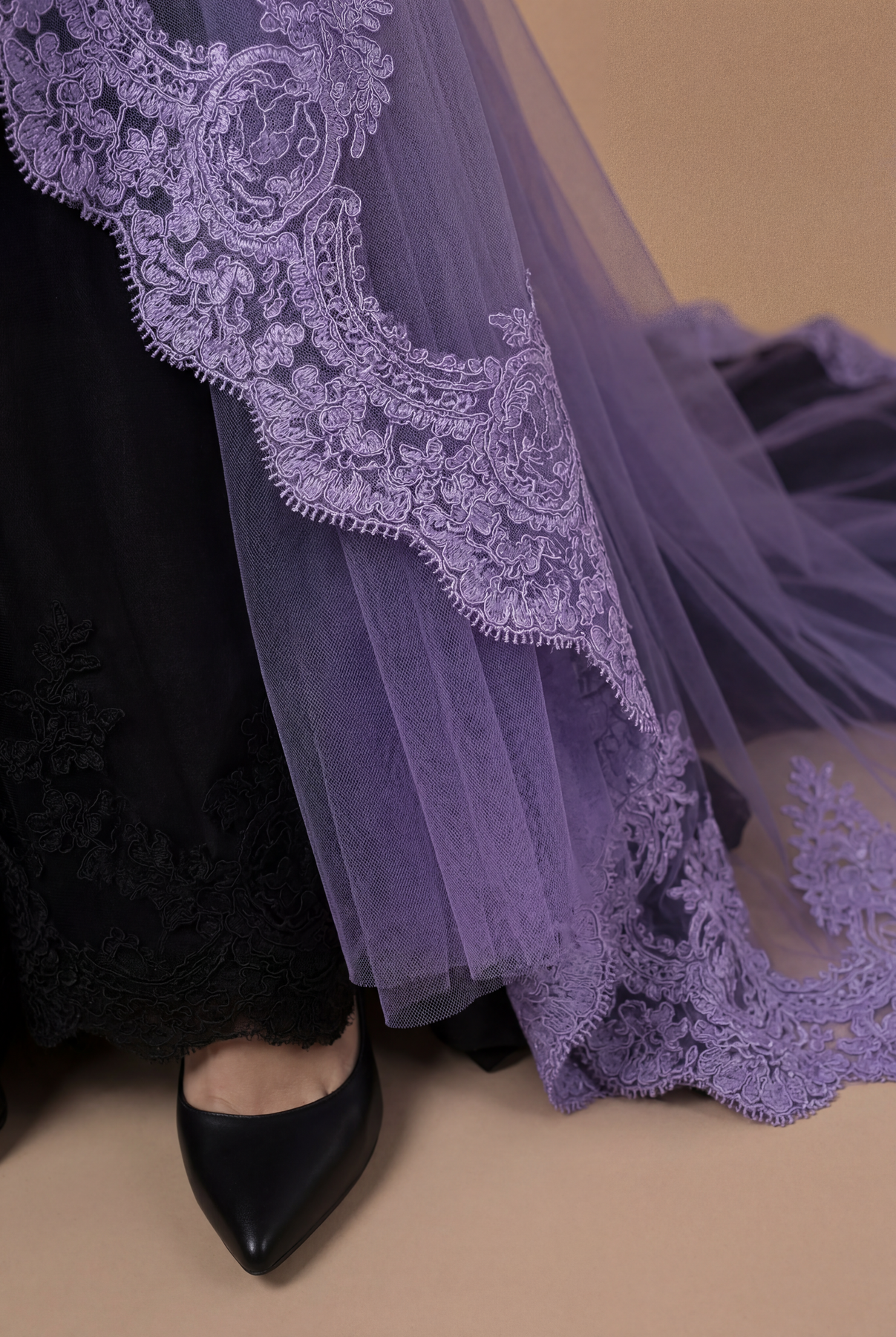 Black and Purple Gothic Wedding Dress With Lace Embroidery