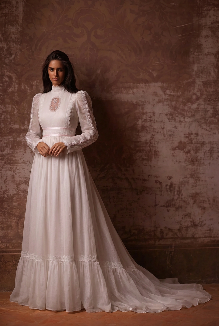 Modest Floral Lace Prom Dress - 1980s White Victorian Bridal Dress - Gunne Sax Inspired - Long Sleeve