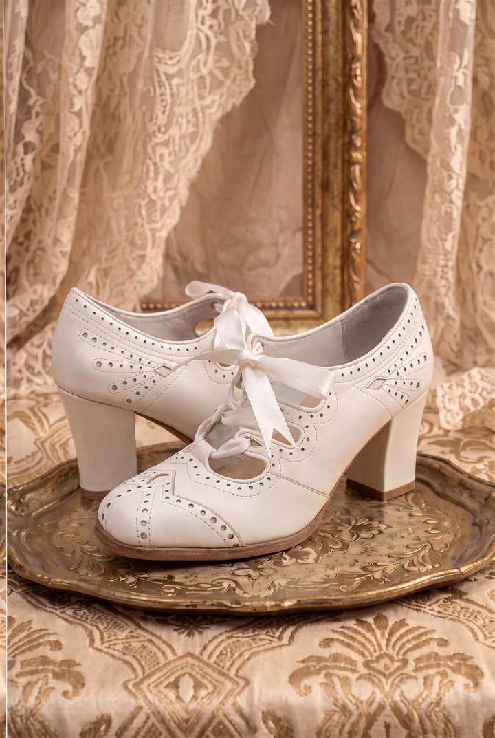 Handmade 1930s Art Deco-Inspired Oxford Heels - Classic Lace-Up Design