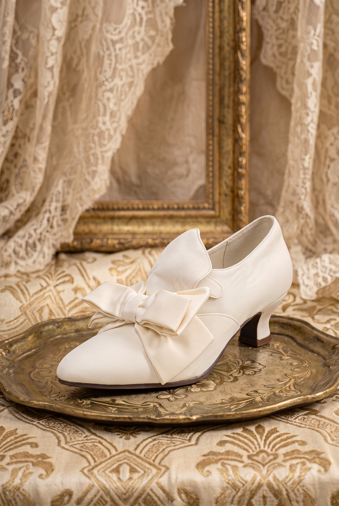 Handmade Regency Cream Lambskin Leather Low Heels with Bow