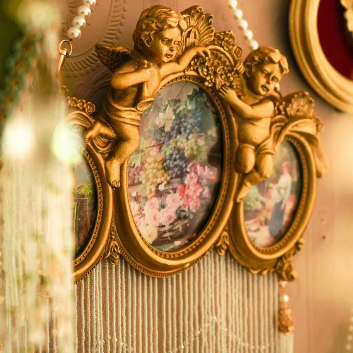 Vintage Retro Hand-Craft Cherub Wall Frame – Handmade Resin Picture Frame with Baroque Angels and Beaded Fringe