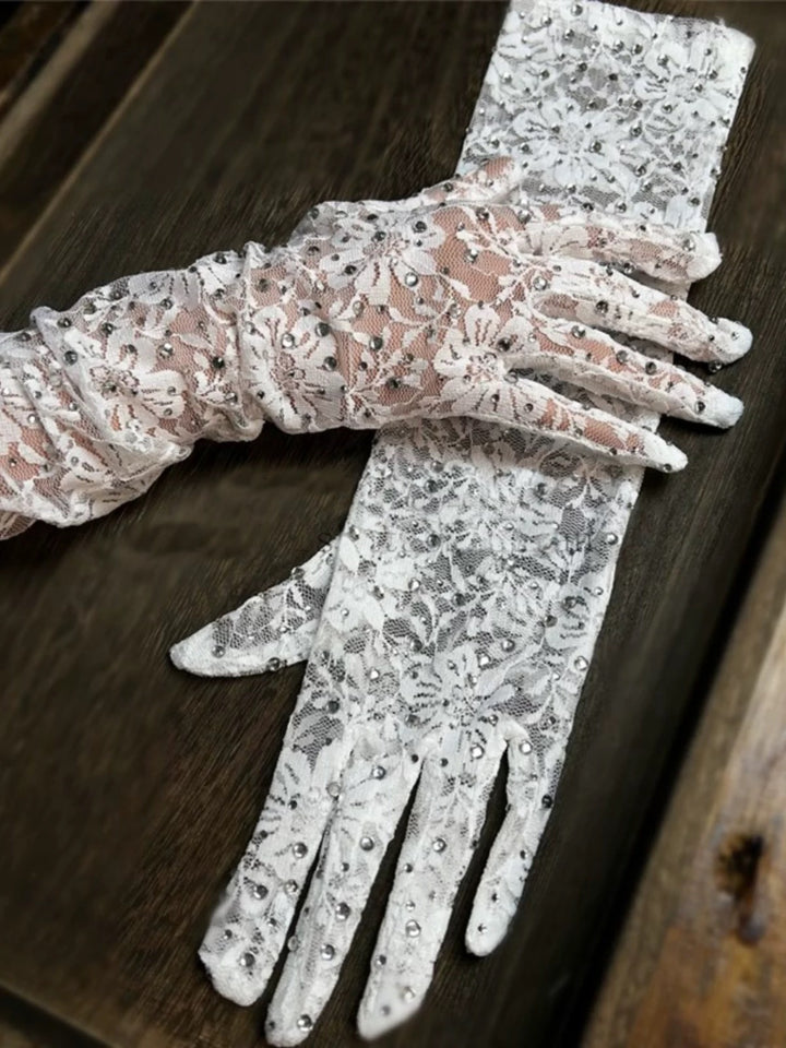 Vintage-Inspired Lace Bridal Gloves with Floral Pattern - Elegant Wedding Gloves