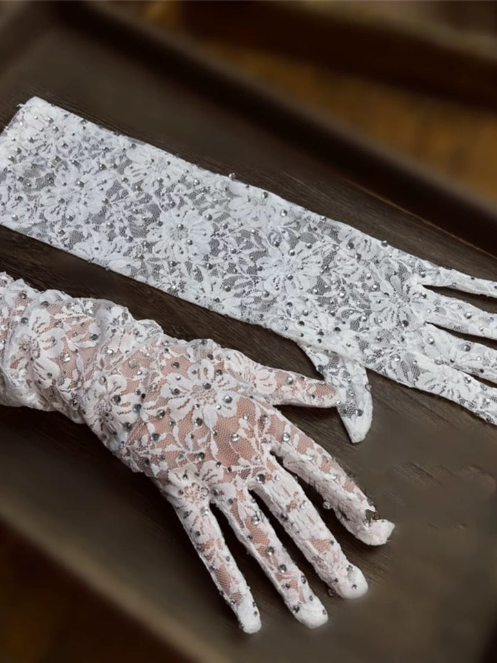 Vintage-Inspired Lace Bridal Gloves with Floral Pattern - Elegant Wedding Gloves