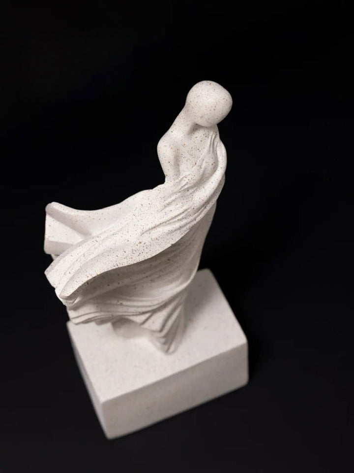 Handmade Italian Limited Edition Rock-Texture Resin Female Figurine Home Decor