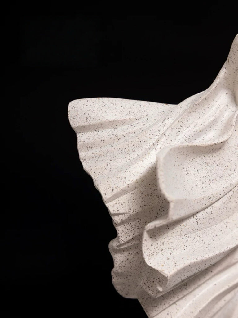 Handmade Italian Limited Edition Rock-Texture Resin Female Figurine Home Decor