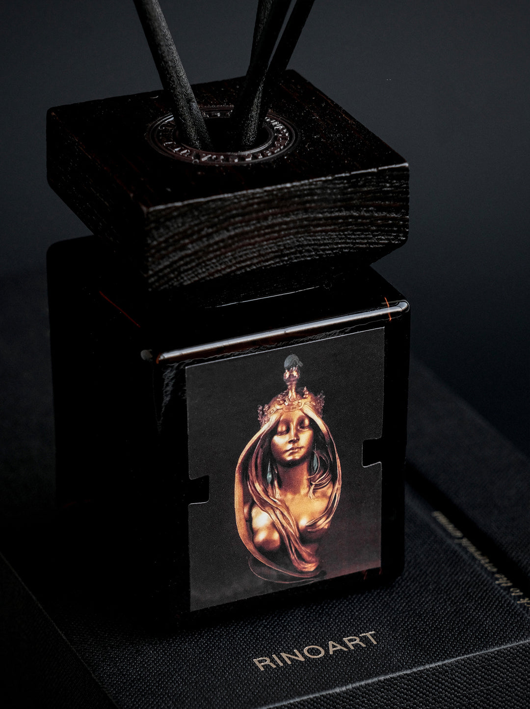 Art Deco Egyptian Limited Nile Reed Diffuser with Fresh Herb in Handmade Murano Glass Bottle