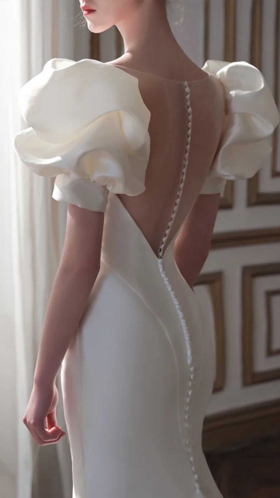 Vintage Classic V-Neck Bubble Sleeve Light Ivory Mermaid Beading Illusion Back Wedding Dress Plus Size