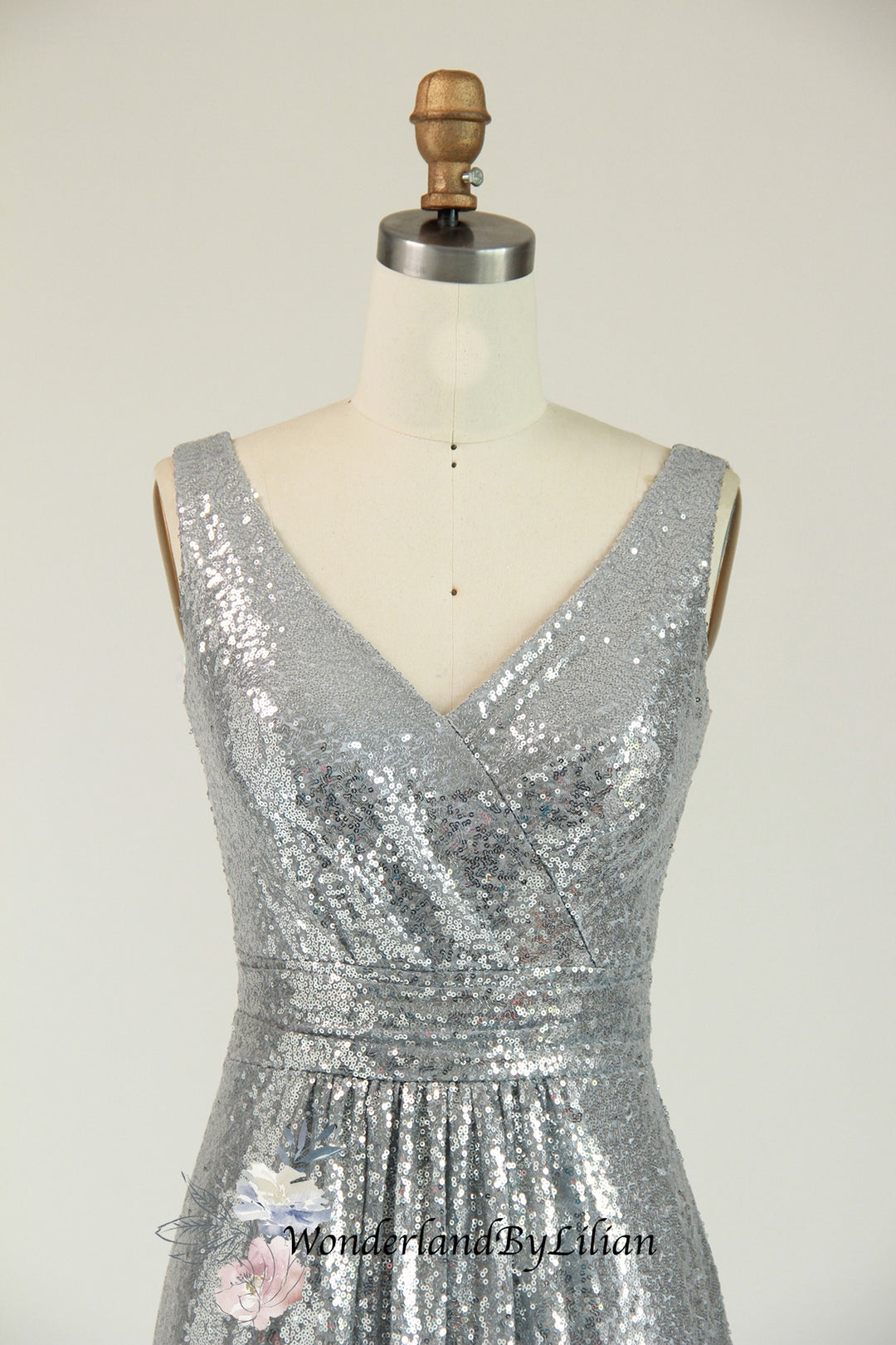 Silver Metallic Sequin V-Neck Bridesmaid Dress with Ruching - Designer Bridesmaids Dresses - Multiple Color - Plus Size Custom made / Silver Silver Metallic Sequin V-Neck Bridesmaid Dress with Ruching - Designer Bridesmaids Dresses - Multiple Color - Plus Size Custom made / Silver