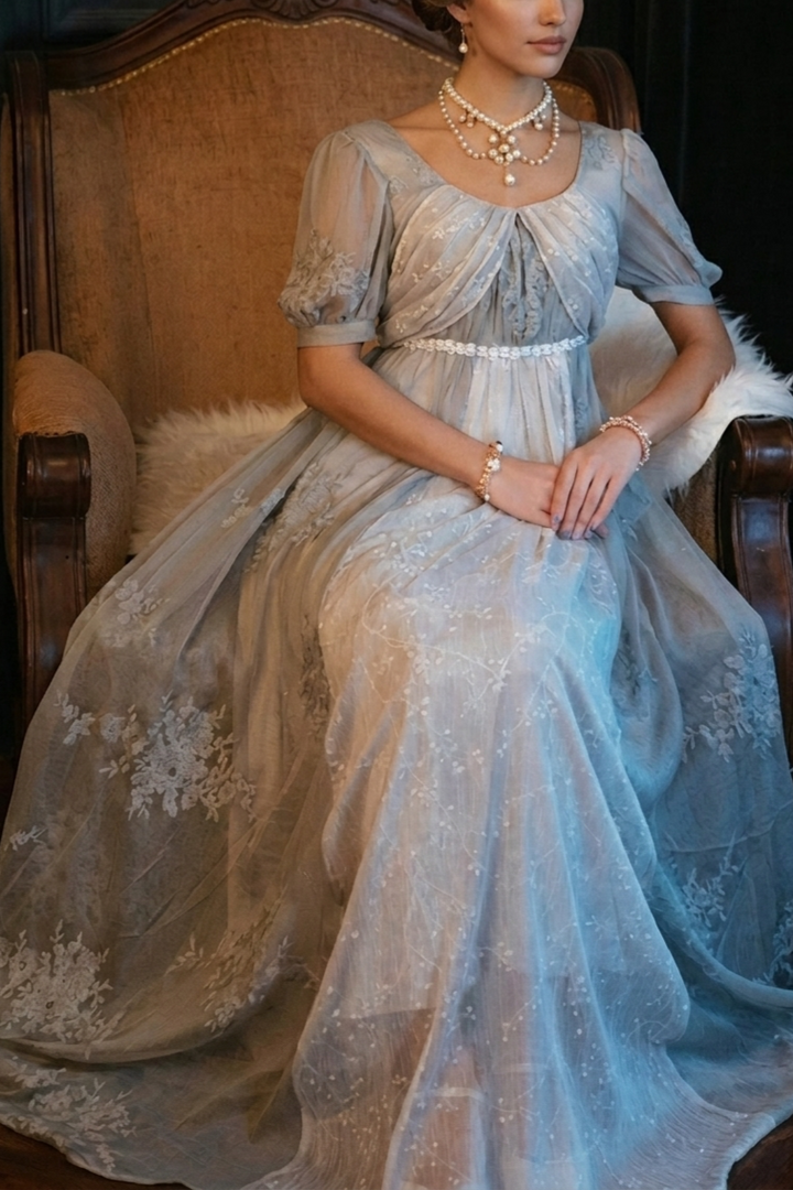 Bridgerton Empire الخصر ثوب الكرة الرمادي، فستان عصر ريجنسي مع التطريز الدانتيل، جين أوستن زائد الحجم