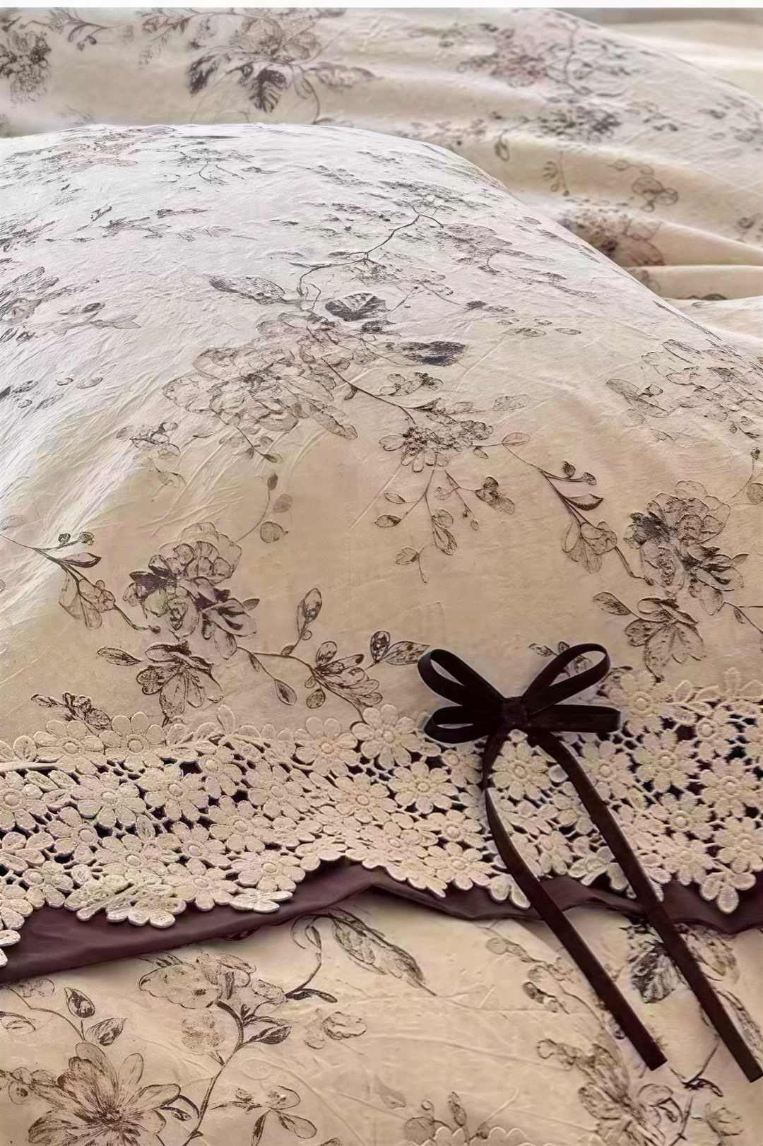 The 'Maison Brume' Floral Linen Cotton Bedding Set