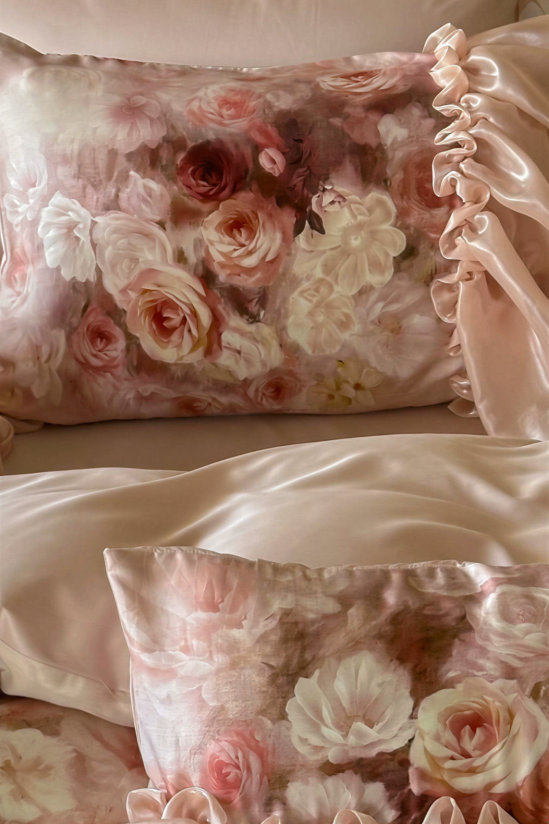 The 'Roseraie Lumière' Ruffled Floral Tencel Cotton Bedding Set