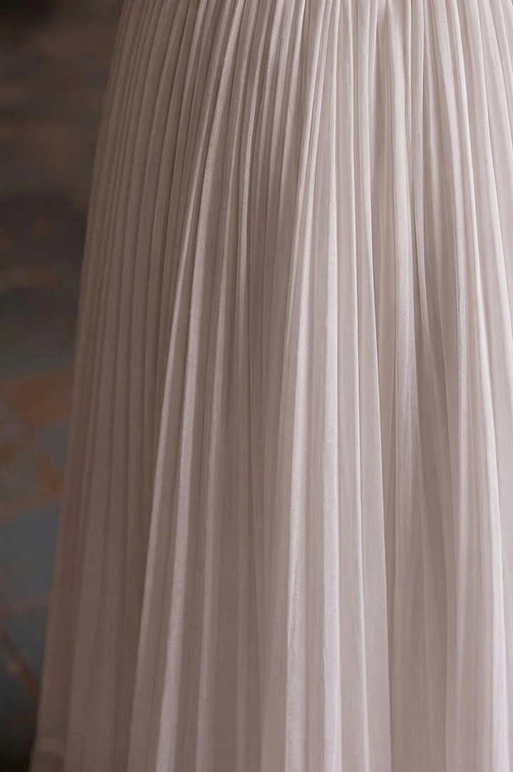 Gunne Sax Inspired White Lace Victorian Modest Wedding Dress 1980s- Long Sleeve