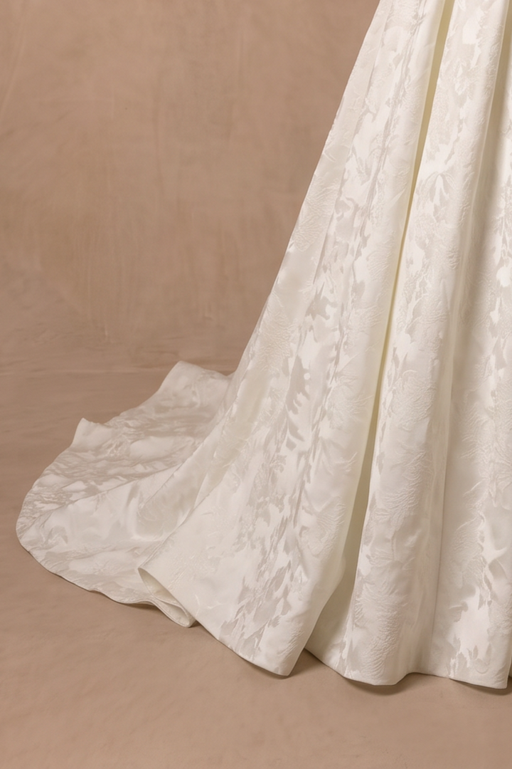 Ivory Simple Brocade Ball Gown Wedding Dress – Classic Floral Jacquard Off-the-Shoulder Bridal Gown Plus Size