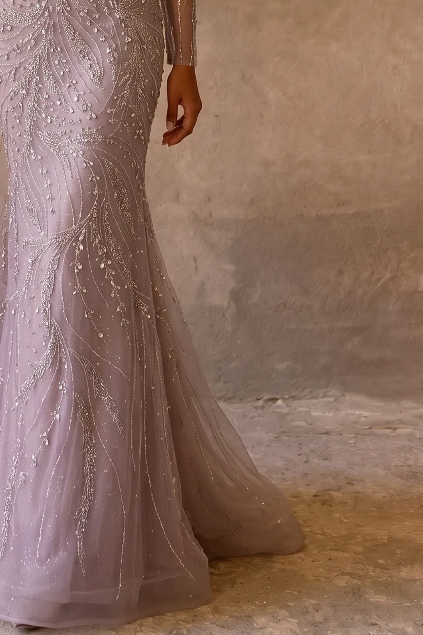 Elegantes Champagner-Abendkleid mit Pailletten und Tüll - Champagner-Kleid für Hochzeitsgäste - Hübsches Paillettenkleid mit langen Ärmeln in Übergröße