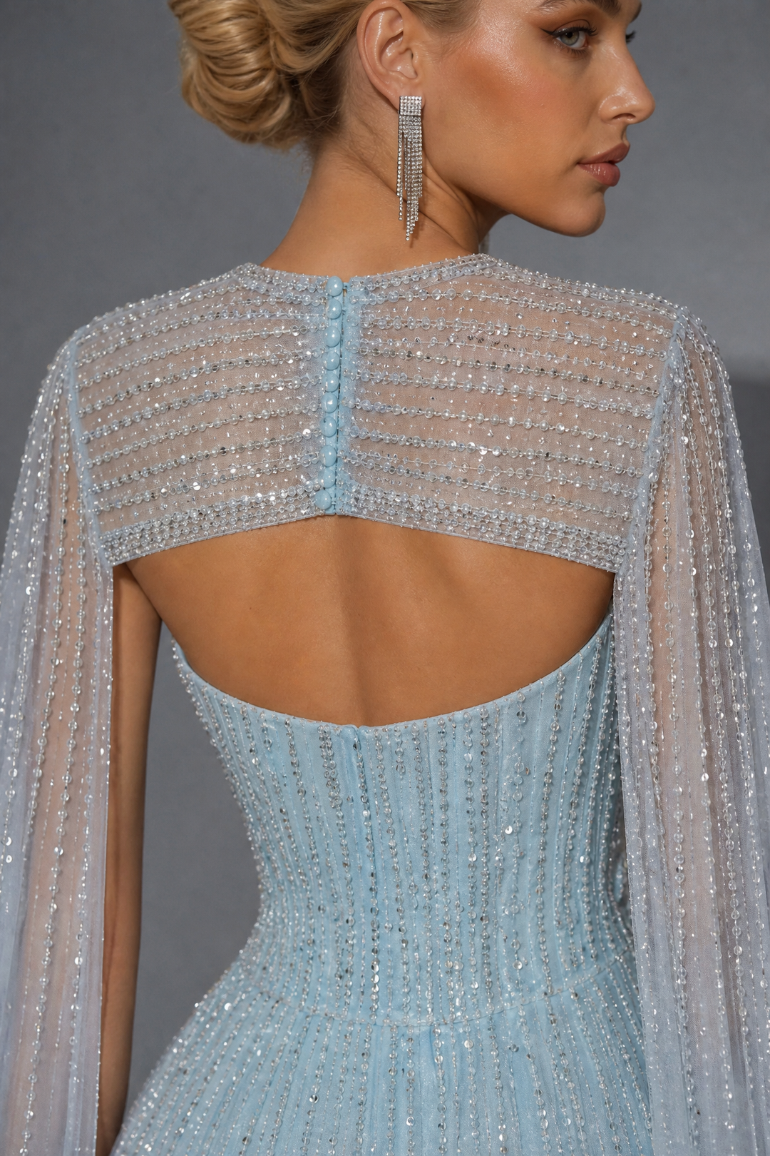 Elegantes Champagner-Abendkleid mit Pailletten und Tüll - Champagner-Kleid für Hochzeitsgäste - Hübsches Paillettenkleid mit langen Ärmeln in Übergröße