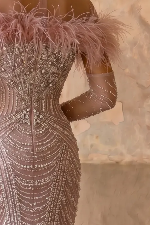 Mauve Mermaid Evening Gown with Feather Off-Shoulder Detail, Crystal Beading, Detachable Gloves and Choker – Formal Dress Plus Size