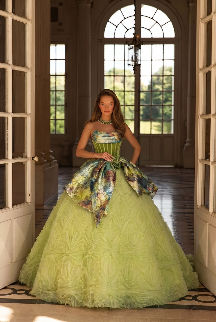 Mintgrünes Korsett-Abendkleid mit malerischer Seide - Grünes schulterfreies Ballkleid in Übergröße