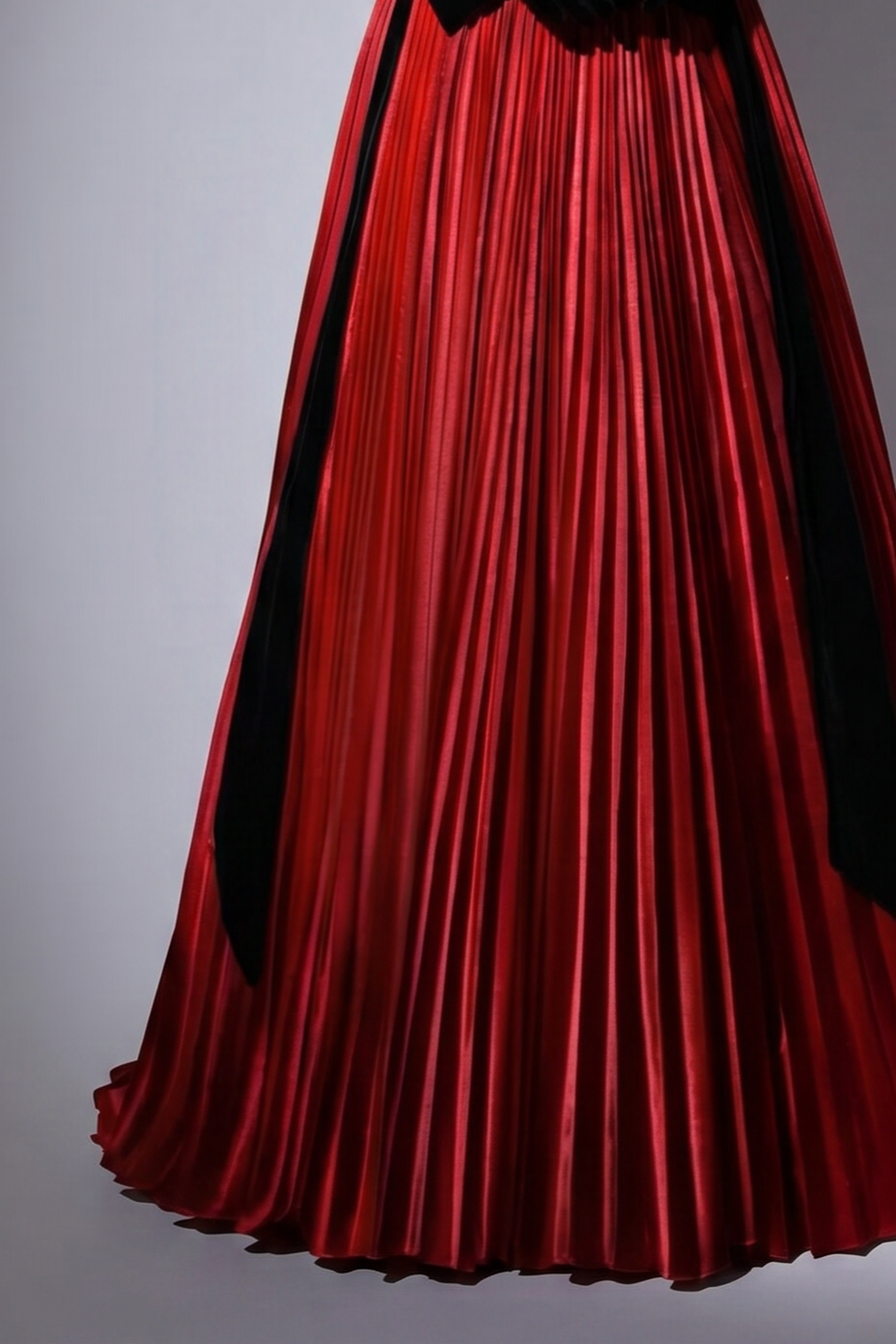 Red And Black Gothic Wedding Dress - V-line Velvet Gothic Corset Ball Gown Plus Size