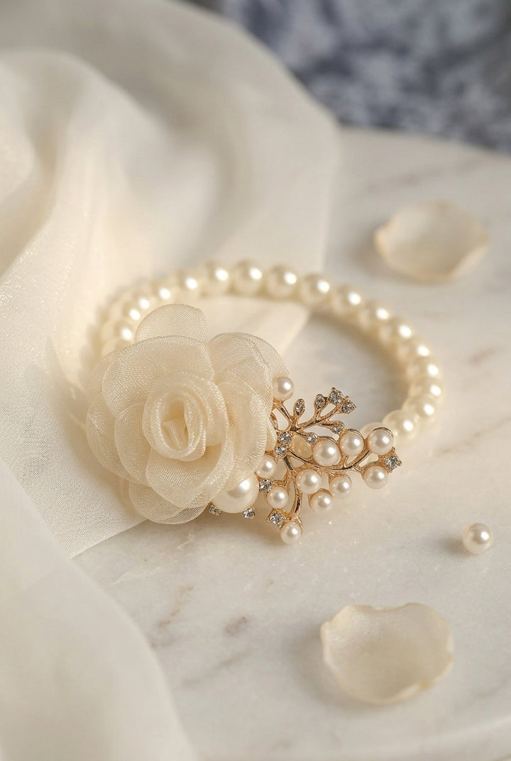 Regency Era-Inspired Champagne Pearl and Lace Flower Bracelet Corsage – Elegant Wedding Accessory