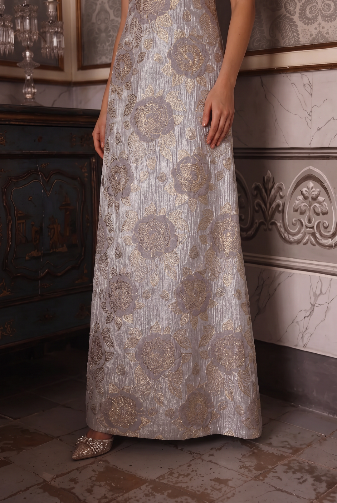 Regency Era Gray Purple Empire Waist Dress with Square Neckline, Puff Sleeves and Gold Floral Pattern Plus Size