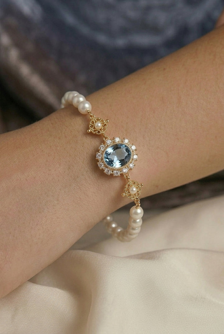 Regency Elegance – Handmade Pearl and Blue Crystal Bracelet Inspired by Bridgerton