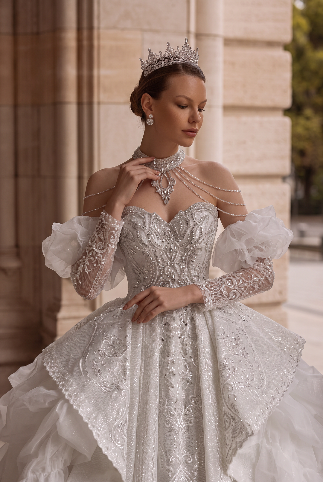 Elegantes Champagner-Abendkleid mit Pailletten und Tüll - Champagner-Kleid für Hochzeitsgäste - Hübsches Paillettenkleid mit langen Ärmeln in Übergröße