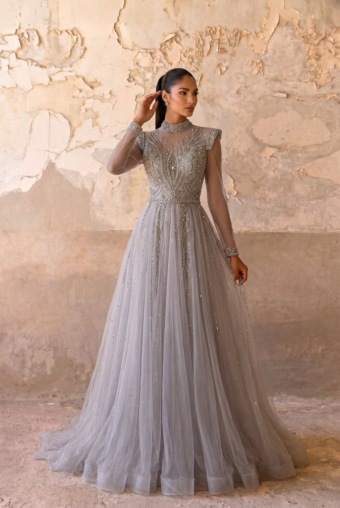 grey beaded wedding dress Silver Long Sleeve Evening and Pretty Sequin Dress Size:0 - (US0-2) yellow dresses Lydia Deetz Black Costume Formal dresses Sweetheart neckline