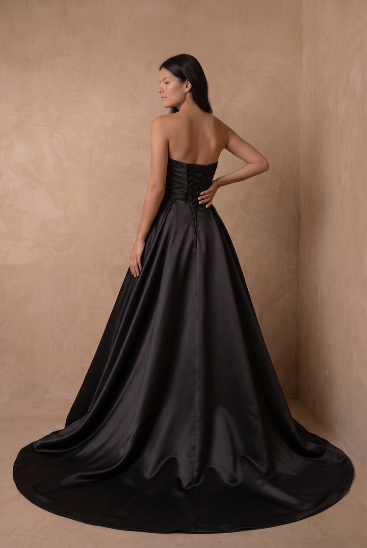 Simple Gothic Black Satin Wedding Ball Gown – Strapless Sweetheart A-Line Bridal Dress with Lace-Up Back Plus Size