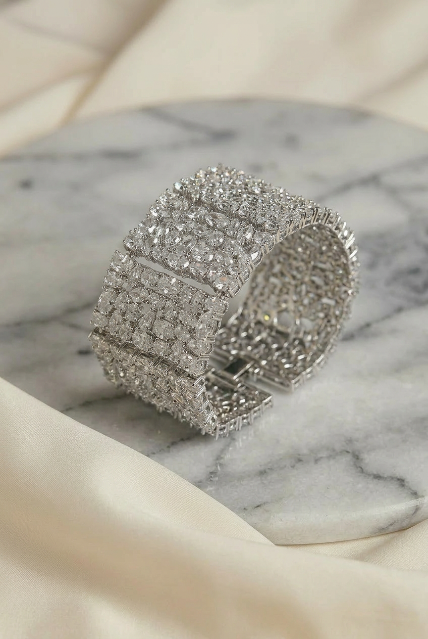 Sparkling Luxury Cubic Zirconia Bridal Bracelet – Handcrafted Elegant Wedding Bangle