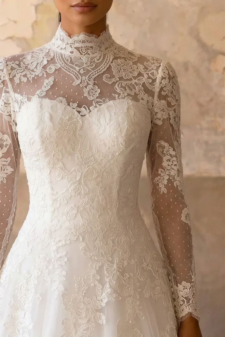 Timeless Beauty: Vintage Style Modest Lace Wedding Dress with High Neck
