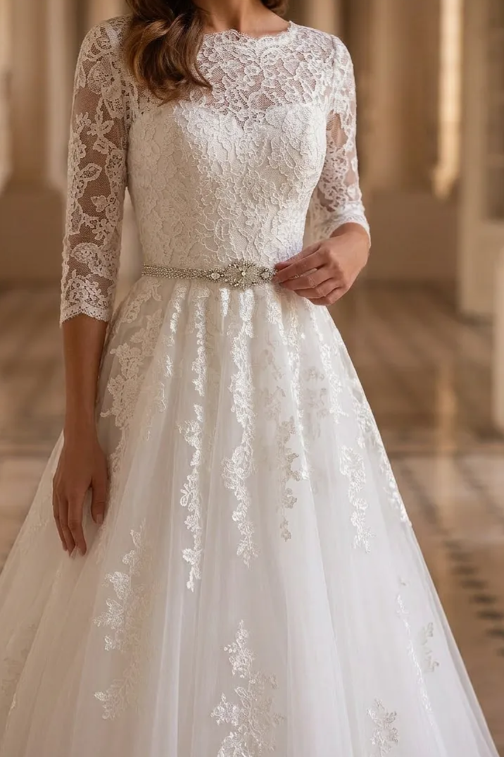 Timeless Elegance: Modest Lace Wedding Dress with Half Sleeves Plus Size