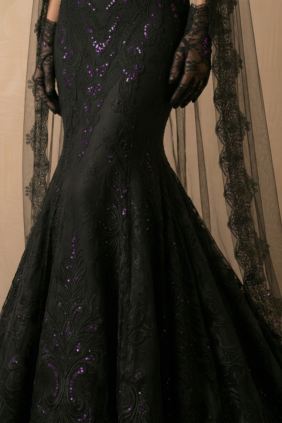 Unconventional Black Gothic Mermaid Wedding Dress – Halter Neck Corset Lace Embroidery Gown With Purple Shimmer Plus Size