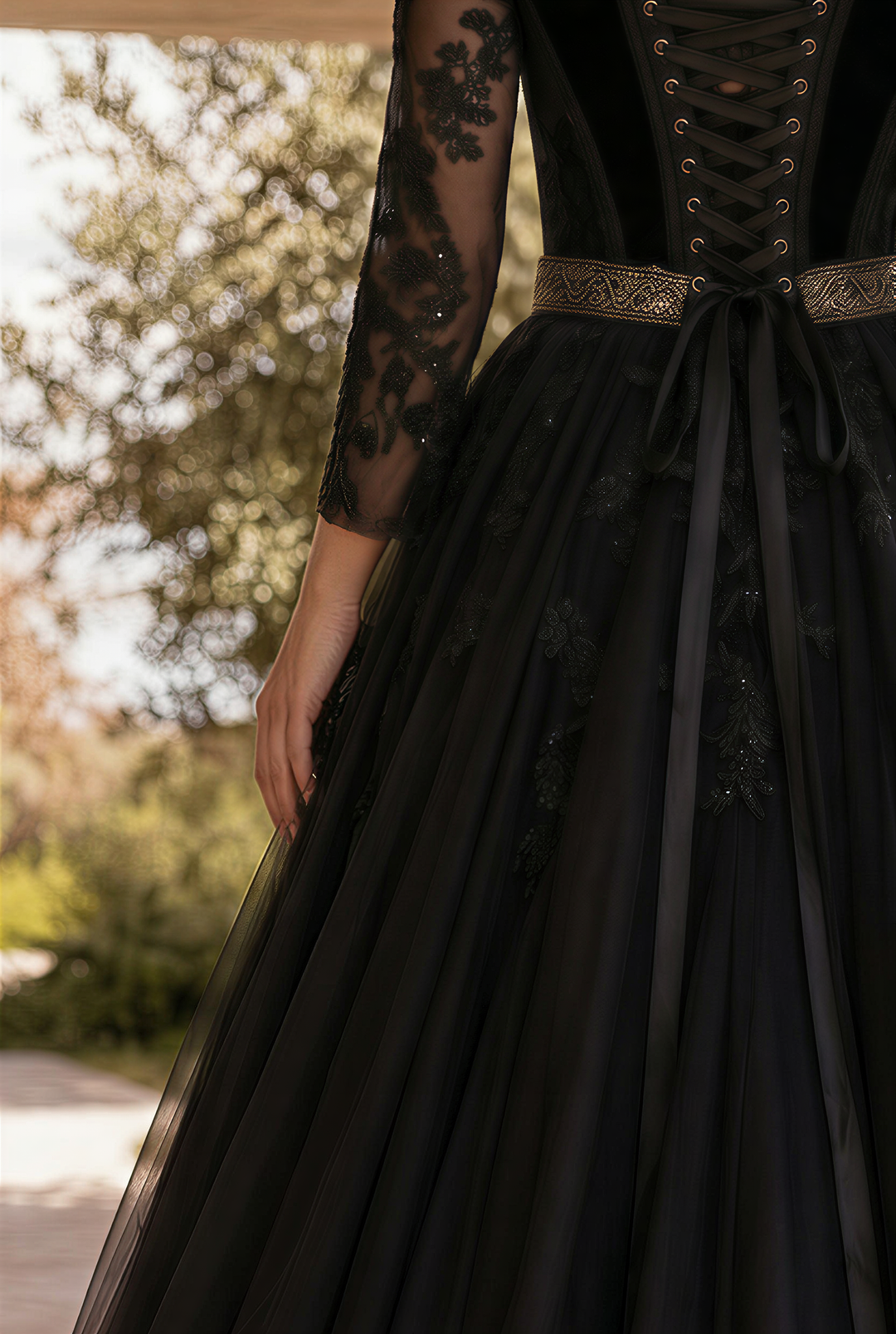 Unconventional Black Gothic Wedding Dress – Long Sleeve Corset Luxury Bridal Gown Plus Size